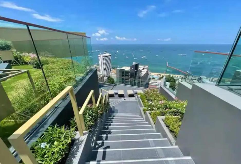 The Edge Central Pattaya Seaview With Infinity Pool & Free Netflix Exterior foto